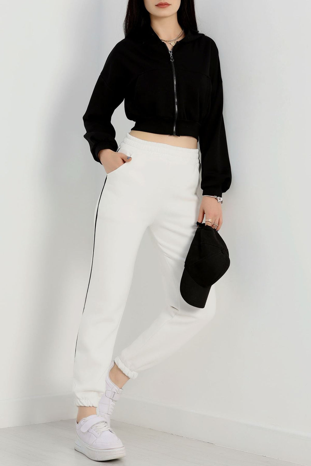 Biyeli Eşofman Altı