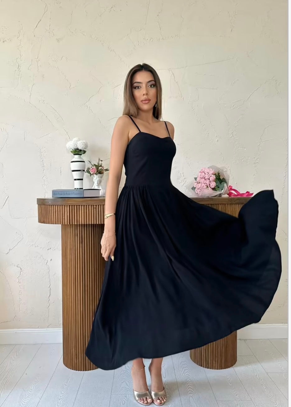 Siyah Zarif Fit And Flare Elbise